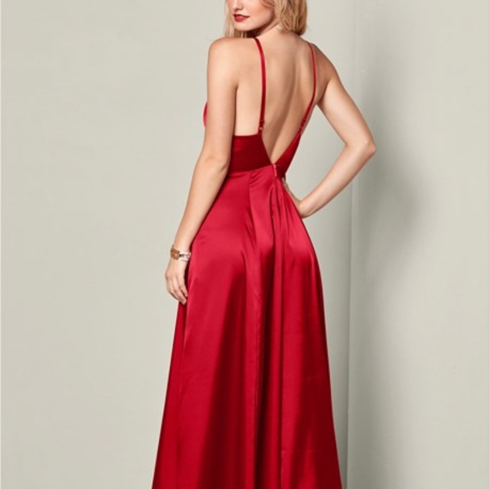 Red night dress - Picture 2 of 2